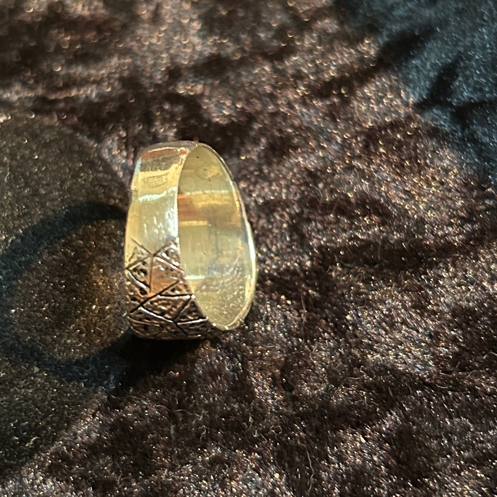 VINTAGE BIKER RING SILVER IRON CROSS RING - Picture 3 of 5